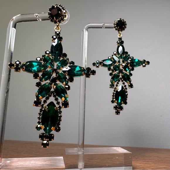 Dolce and Gabbana inspired emerald cross earrings - Picture 5 of 5